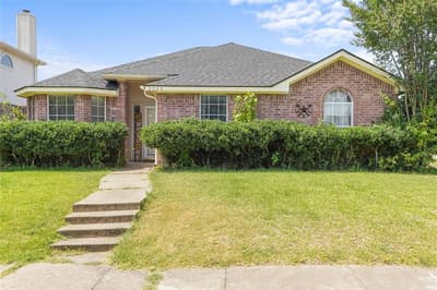 2733 Spring Rain Drive, Mesquite TX 75181