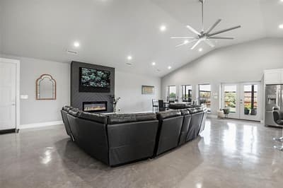 620 Ewing Road, Ferris TX 75125 - Photo 5