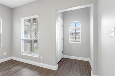 426 W Coffin Street, Denison TX 75020 - Photo 3