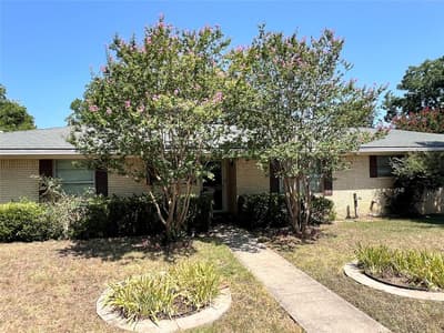 1206 Crestwood Drive, Cleburne TX 76033 - Photo 3