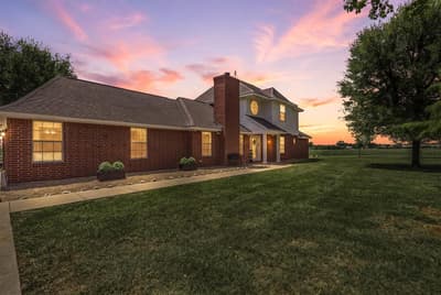 900 E Chad Street, Whitney TX 76692 - Photo 2