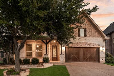 2886 Nottingham Drive, Trophy Club TX 76262 - Photo 2