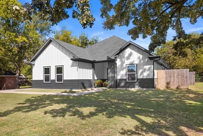 201 W South Street, Whitesboro TX 76273