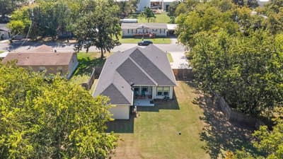 201 W South Street, Whitesboro TX 76273 - Photo 4