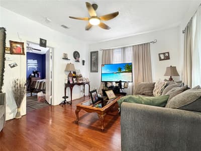 1427 Claude Street, Dallas TX 75203 - Photo 4