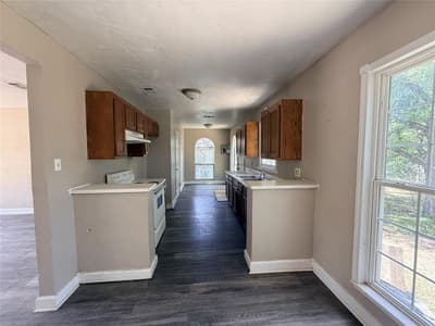 43 W Parnell Street, Denison TX 75020 - Photo 2