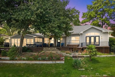 211 Lake Front Drive, Mabank TX 75156 - Photo 3