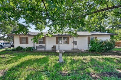 108 S Lakeview Drive, Lake Dallas TX 75065