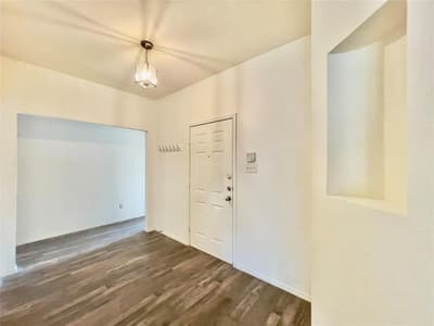 9117 Bastille Way, Frisco TX 75033 - Photo 3