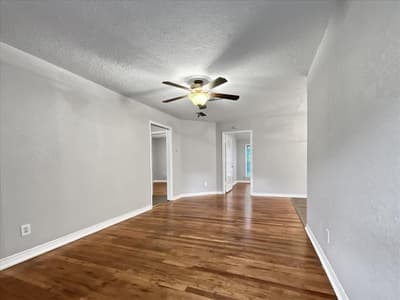 4929 Donnelly Avenue, Fort Worth TX 76107 - Photo 3