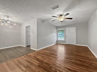 4929 Donnelly Avenue, Fort Worth TX 76107 - Photo 5