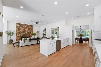 5706 Club Hill Circle, Dallas TX 75248 - Photo 4