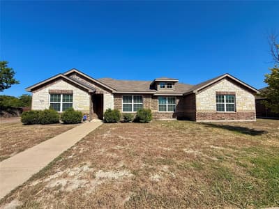 2126 Candace Drive, Lancaster TX 75146
