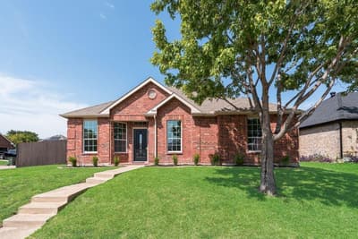 4005 Carrington Drive, Garland TX 75043 - Photo 3