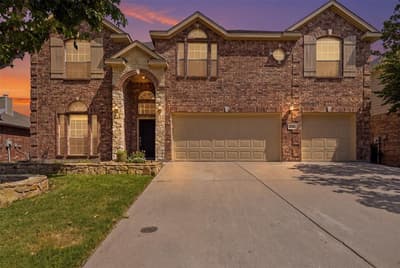 424 High Desert Drive, Fort Worth TX 76131 - Photo 2