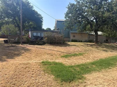 2709 Sky Harbour Drive, Granbury TX 76049