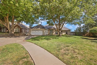 10200 Fieldcrest Drive, Benbrook TX 76126 - Photo 3