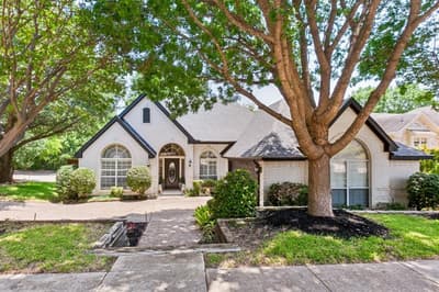 7414 Southwick Drive, Garland TX 75044 - Photo 2