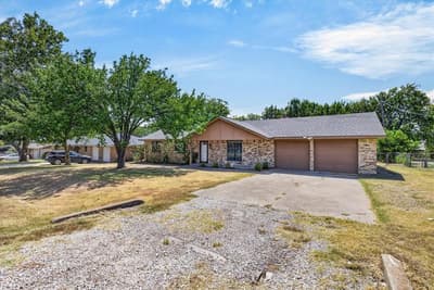 164 Creekview Drive E, Red Oak TX 75154 - Photo 3