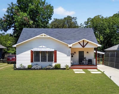 2511 Gladstone Drive, Dallas TX 75211 - Photo 2