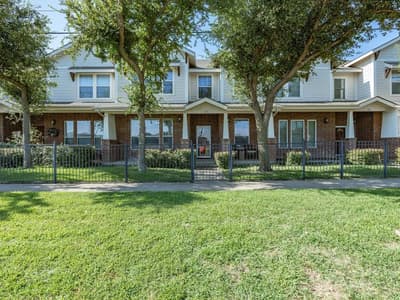 172 High School Drive, Lewisville TX 75057 - Photo 2