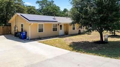 128 Lynn Drive, Azle TX 76020 - Photo 2