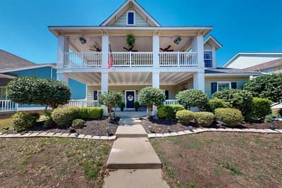 1225 Long Leaf Drive, Savannah TX 76227