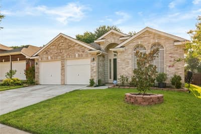 1007 Summerbrook Drive # 22, Euless TX 76040 - Photo 2
