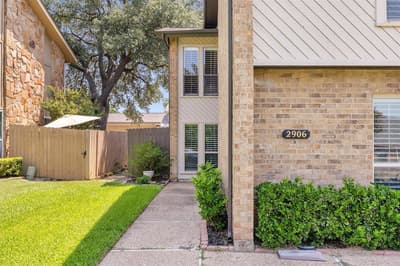 2906 Wayside Drive, Bedford TX 76021 - Photo 2