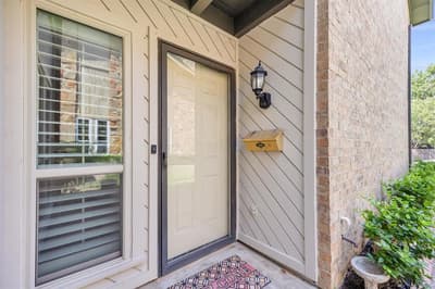 2906 Wayside Drive, Bedford TX 76021 - Photo 4