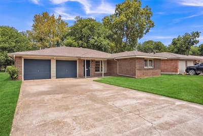 1116 Center Street, Cleburne TX 76033 - Photo 2