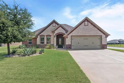 427 River Bank Lane, Granbury TX 76049