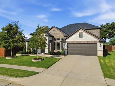 1041 Legacy Oaks, Joshua TX 76058 - Photo 2