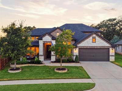 1041 Legacy Oaks, Joshua TX 76058