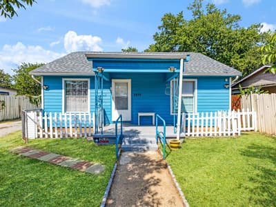 2618 NW 23rd Street, Fort Worth TX 76106 - Photo 3