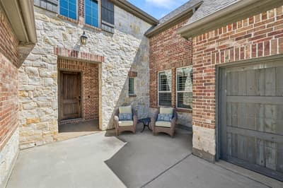 2700 Castlebridge, The Colony TX 75056 - Photo 3