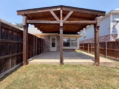 1688 Yellowstone Avenue, Lewisville TX 75077 - Photo 5