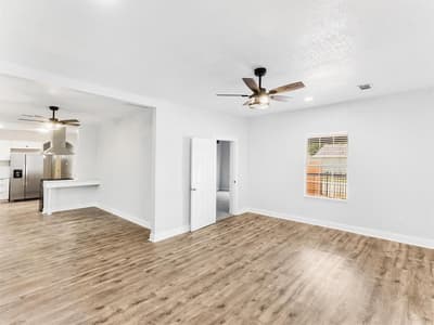 3435 Avenue M, Fort Worth TX 76105 - Photo 5