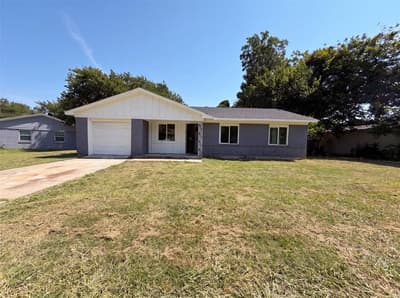 2505 Plaza Street, Arlington TX 76010