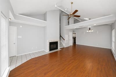 2927 Peninsula Way, Carrollton TX 75007 - Photo 3
