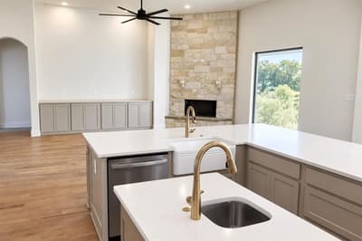 1009 Old Oaks Court, Weatherford TX 76087 - Photo 4