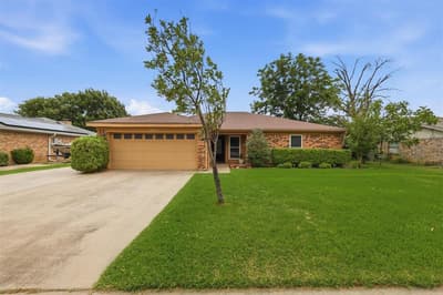 1104 Monterrey Street, Bedford TX 76022 - Photo 5