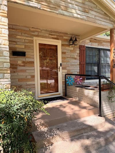 2010 Goldenrod Lane, Arlington TX 76013 - Photo 4
