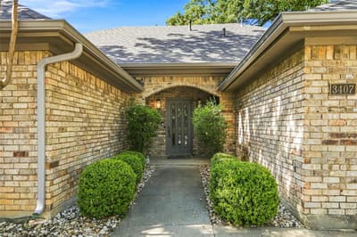 3407 Commander Court, Arlington TX 76017 - Photo 2