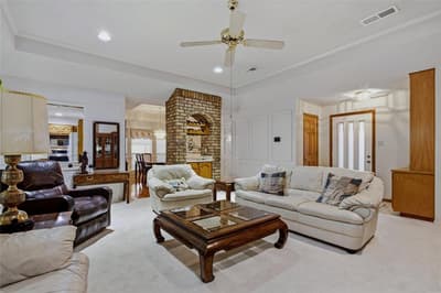 3407 Commander Court, Arlington TX 76017 - Photo 3
