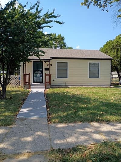 2671 Moffatt Avenue, Dallas TX 75216