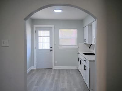 2671 Moffatt Avenue, Dallas TX 75216 - Photo 5