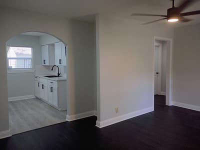 2671 Moffatt Avenue, Dallas TX 75216 - Photo 4