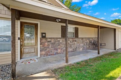 5204 Roxie Street, Haltom City TX 76117 - Photo 3