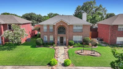 1324 Black Oak Drive, Carrollton TX 75007 - Photo 3